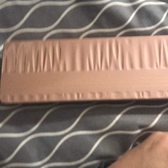 Authentic Naked 3 Palette - Picture 5 of 5